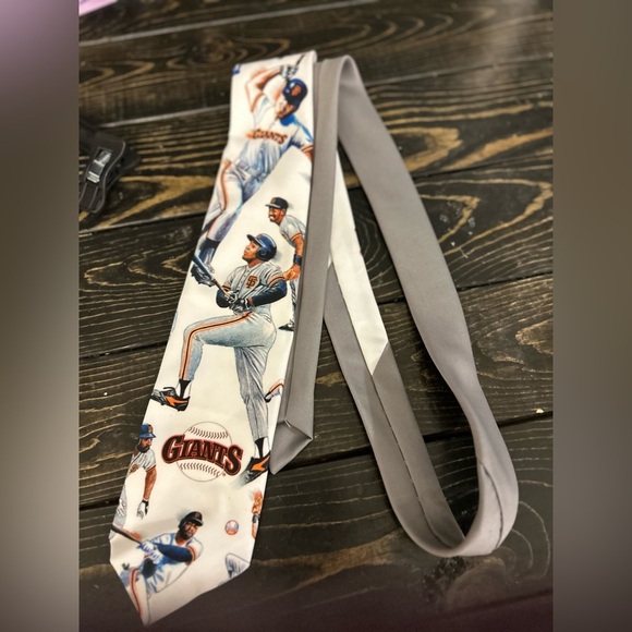 50%off w♥️ 
San Francisco Giants Men’s Tie Original Ralph Marlin MLB Baseball - Picture 1 of 5